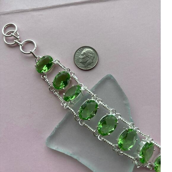 925 Sterling Oval Faceted Peridot Bracelet - Picture 2 of 5